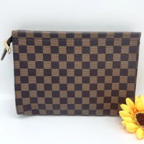 Classy and Cool Clutch