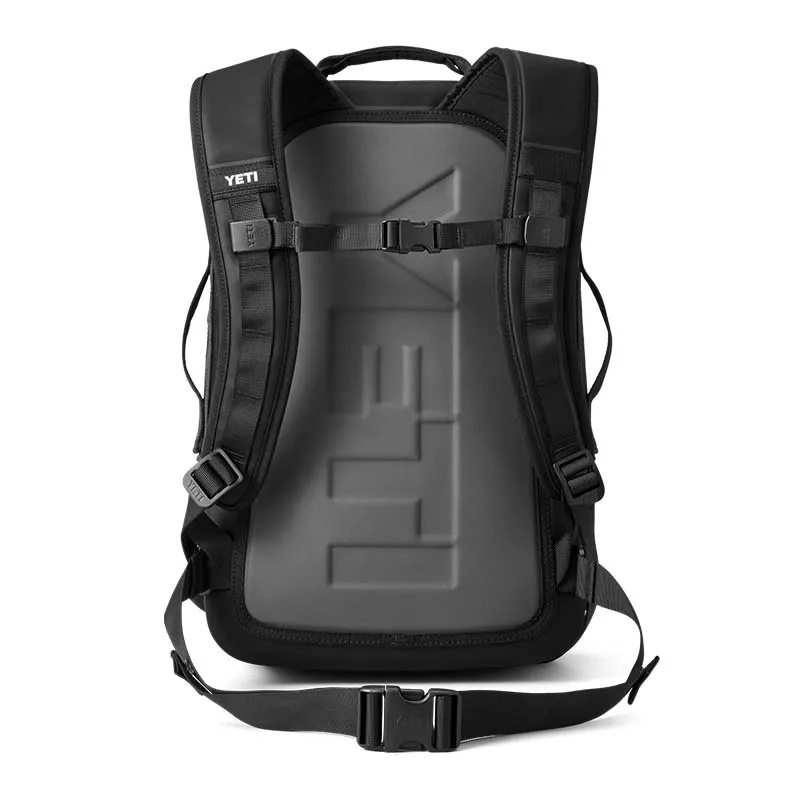 Panga Submersible 28L Backpack in Black