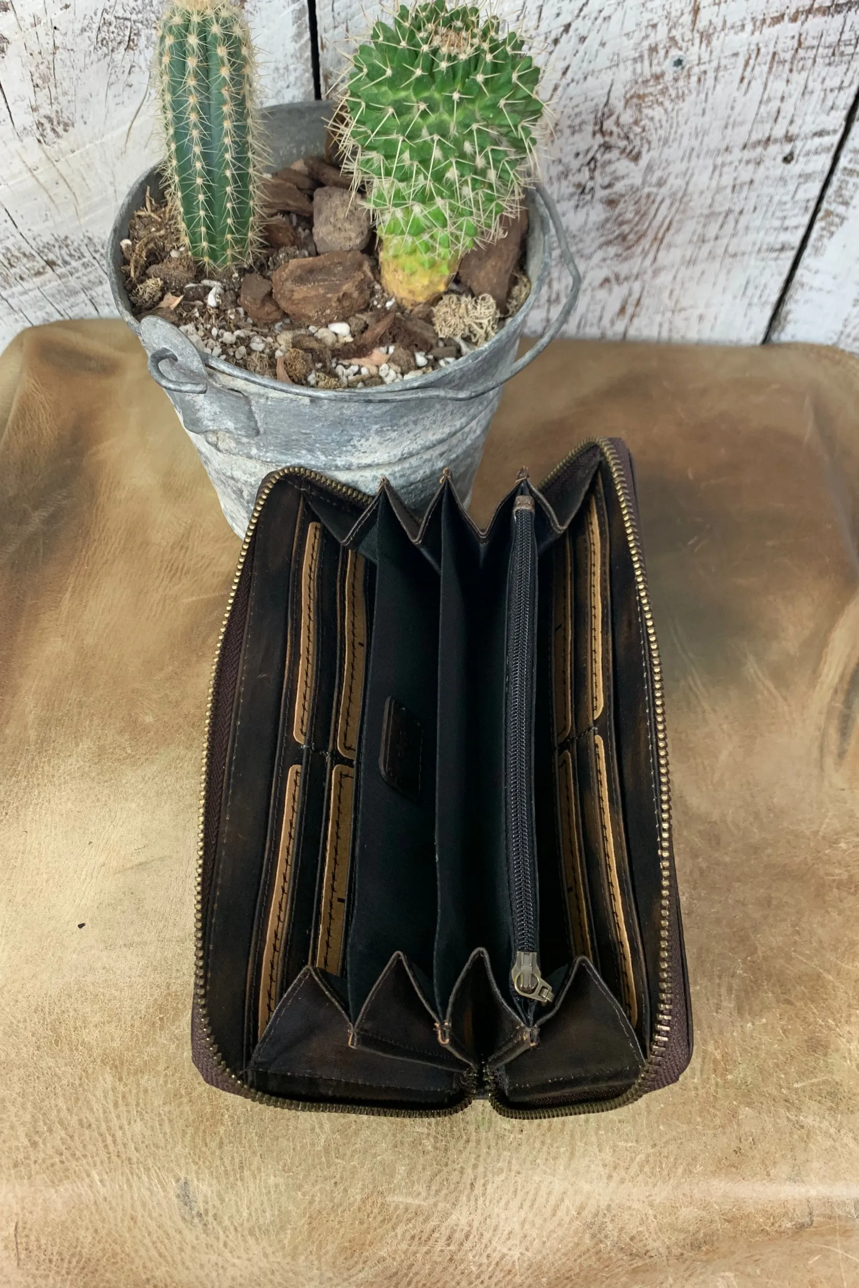 Pony Express Bifold
