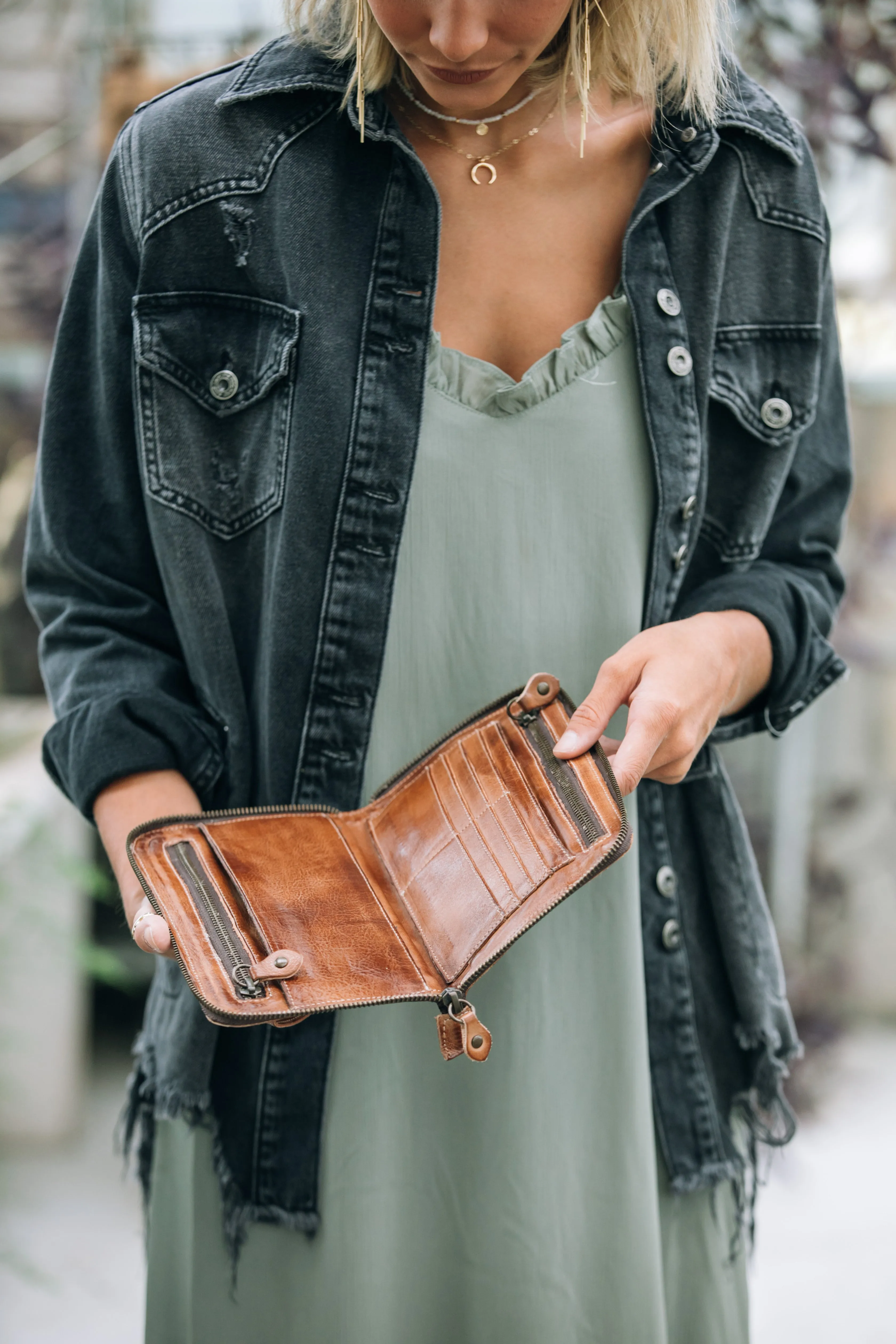 Templeton II Tan Rustic